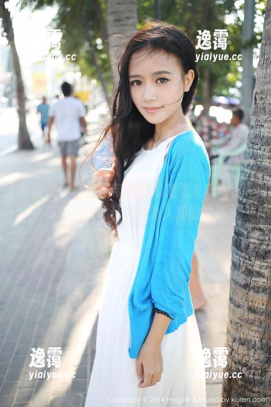 美媛馆 - 精选吊带背后的刘飞儿Faye，仿佛在讲述什么不为人知的故事