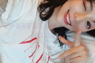 舞小喵：这一组高清写真，清纯到像是刚从仙女地图上掉下来的！