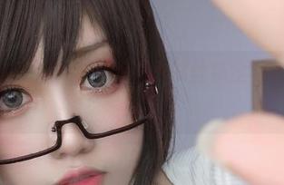 原图来袭！芊川一笑MNK的丝袜全集，真的是没谁了！