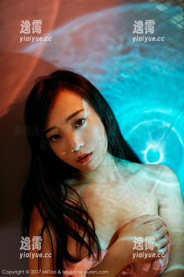 蜜桃社 - 萌美Moemi的日常：每一张私拍都藏着无数说不完的故事