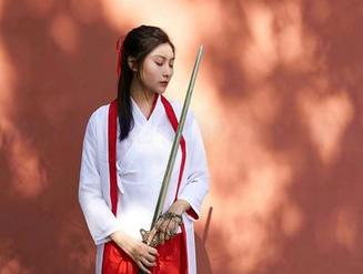 蜜桃社 – 别惹韩贝贝！美图中的帅气与俏皮，旅拍绝对不简单