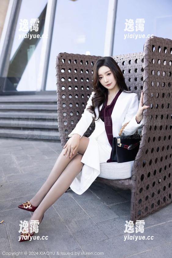 语画界 - 婚纱分享：程程程真的是我的婚纱灵感来源吗？产生了一点疑惑！