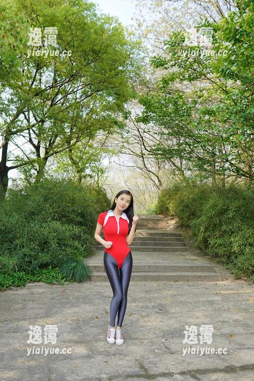 微密圈 - 当辣妈女神邂逅清纯图片：是不是觉得生活有点小惊喜？