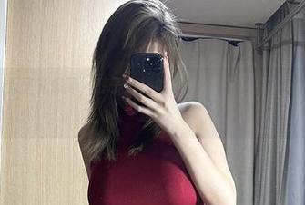 微密圈 – 无圣光保障，醇子小姨的白裙子在原图下能让你心跳加速！