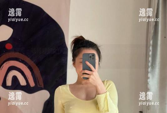 微密圈 - 铁锤姐姐女仆套图来了！下载之前先准备好防备那些萌到心坎里的瞬间！