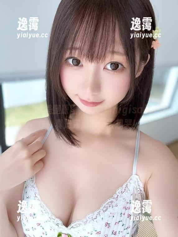壁纸里的美腿原图，魔物喵nigisa又一力作，真是完美得让人想哭！
