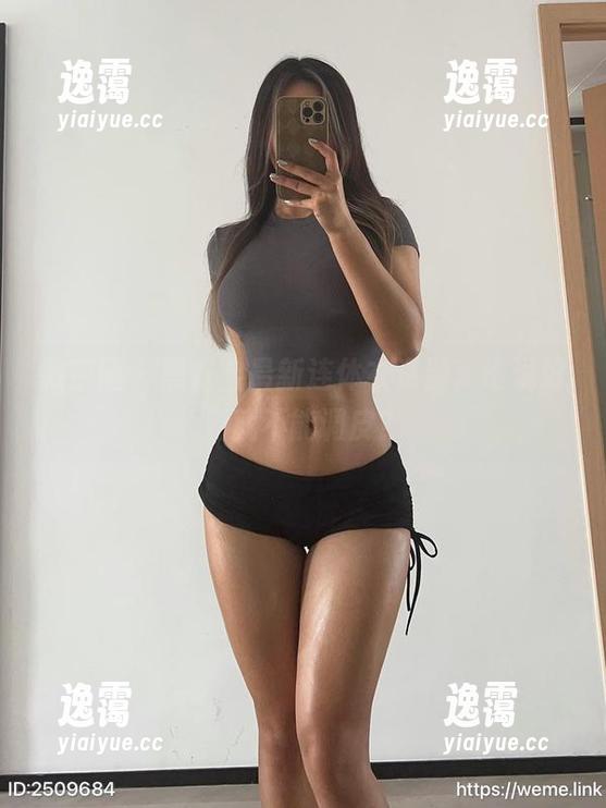 微密圈 - 黑饱宝最新连体衣资源，谁说好看就不能调皮？